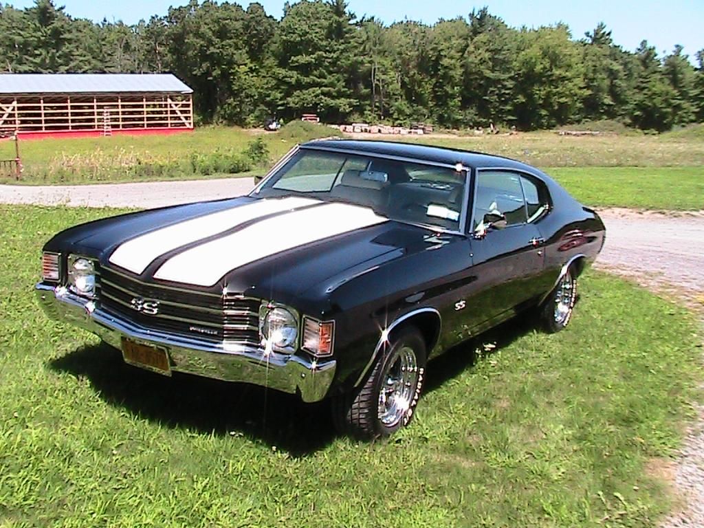 http://i922.photobucket.com/albums/ad64/dfcarl/Speed%20Shop%20Projects/1972%20Chevelle%20ProCharger/IMG_2392.jpg