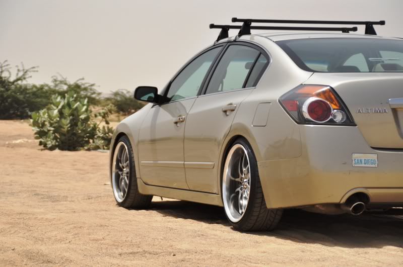 2005 nissan altima roof rack