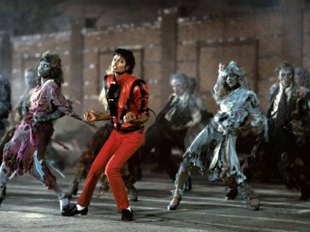 MICHAEL-JACKSON-S-THRILLER-QUEEN_GINA-mj-s-robot-dance-20831012-1599-1201_zps104d1056.jpg