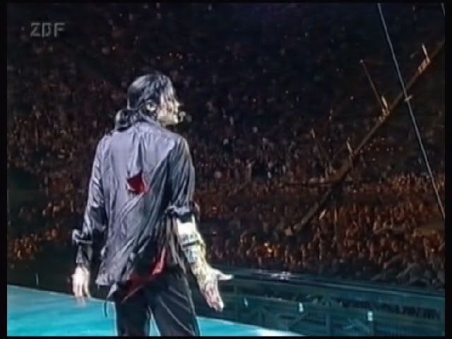 michael-jackson-friends-live-munich-germany-1999-b9ba1.jpg