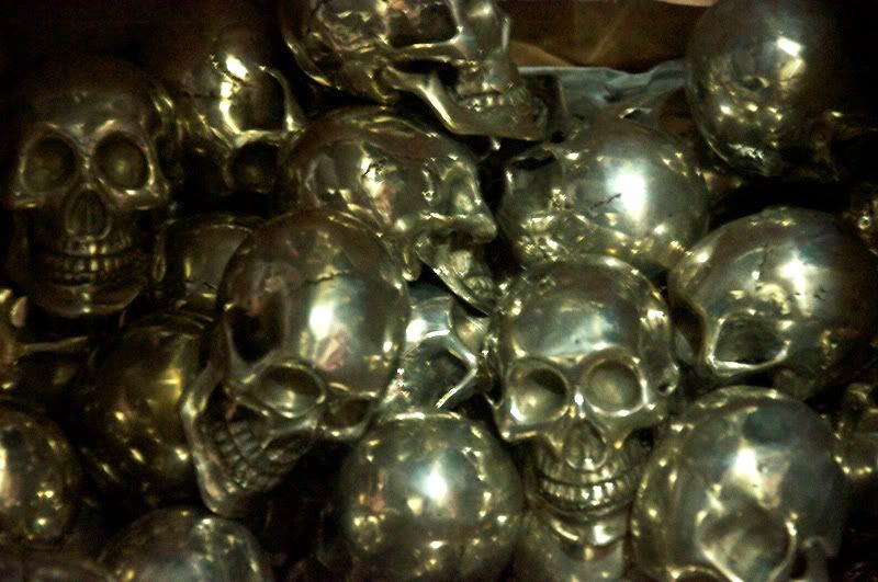 skulls,death,halloween,silver,chrome