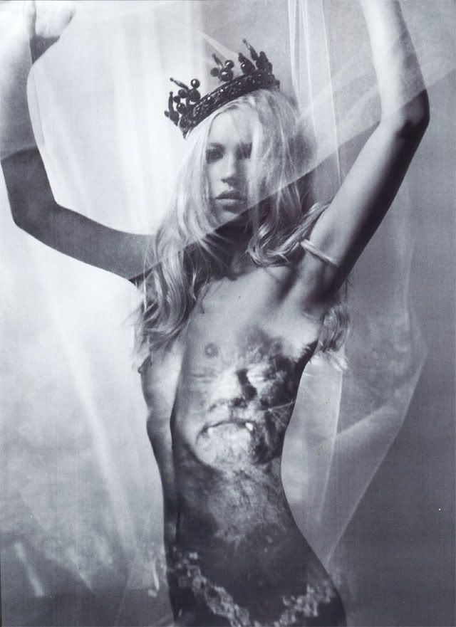 black & white,kate moss,crown,naked,ethereal,angelic
