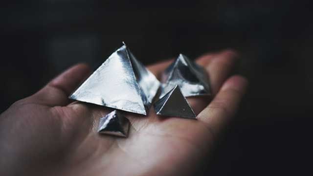 pyramid,triangle,silver,hands