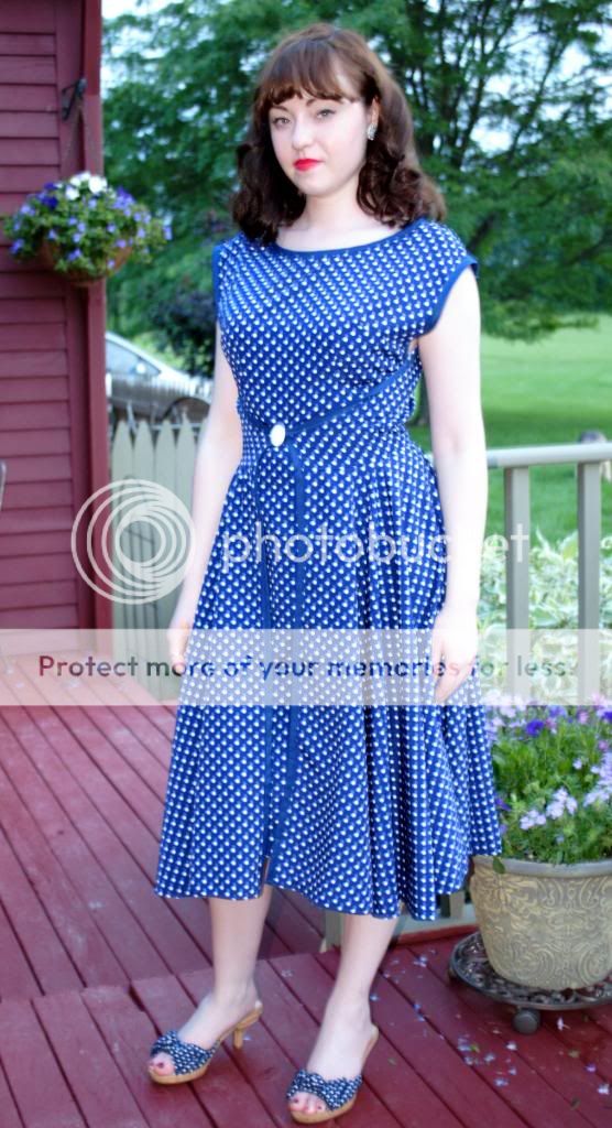 Those Were Very Good Years: 1950's Walkaway Dress